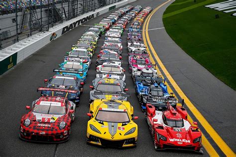 rolex 24 hour race schedule|2025 rolex 24 race.